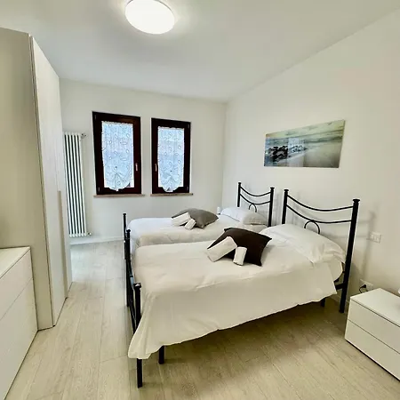 Marta House Daire SantʼAmbrogio di Valpolicella
